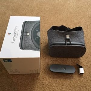 Google Daydream View